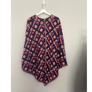 Vintage 70s Sabra Poncho Cape